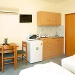 Hotel Alia And 3*