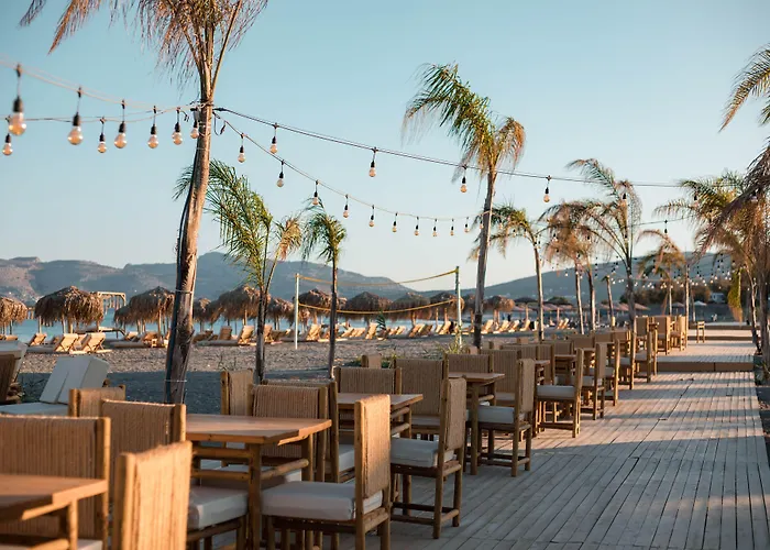 فندق Alia And 3*