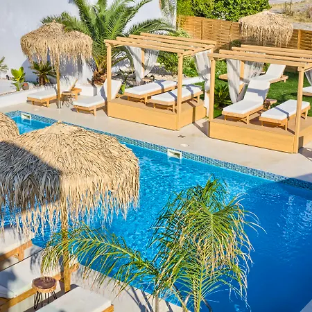 Alia And Ξενοδοχείο 3*