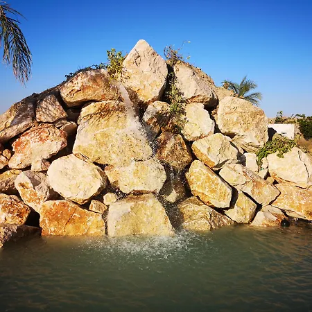 Ξενοδοχείο Alia And Χαράκι