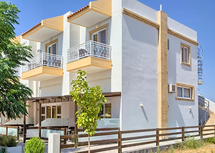 Otel Alia And Haraki