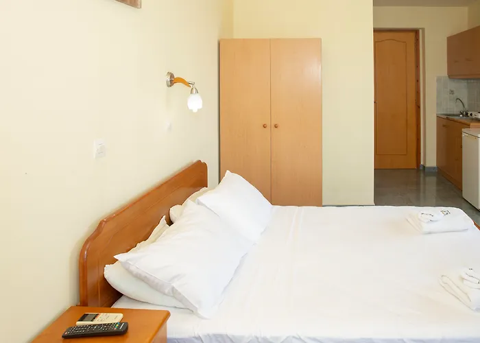 Alia And מלון האראקי