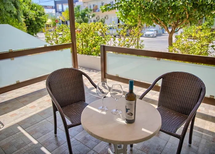 מלון Alia And האראקי