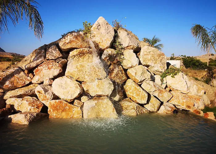 מלון Alia And האראקי