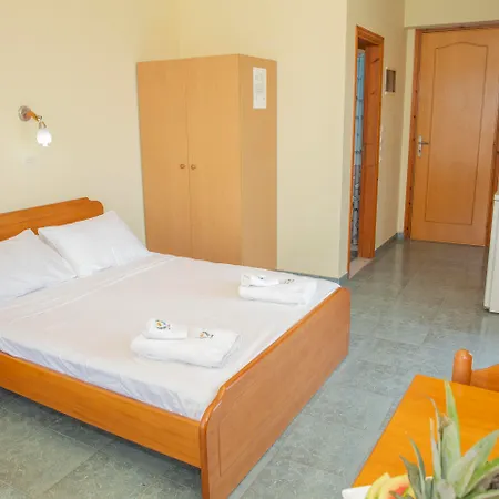 Hotel Alia And Charaki