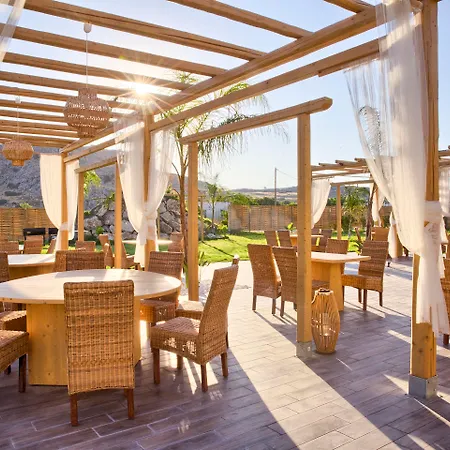 Hotel Alia And Charaki