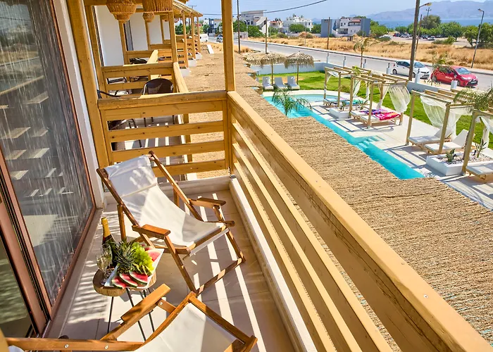 Szálloda Alia And 3*