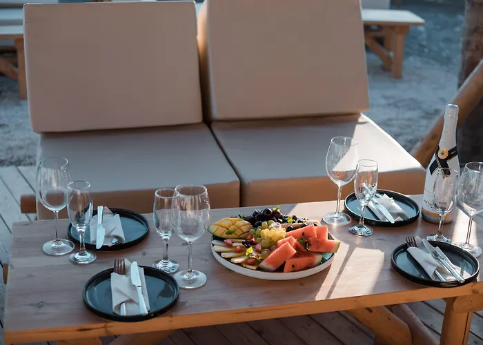 Szálloda Alia And Haráki